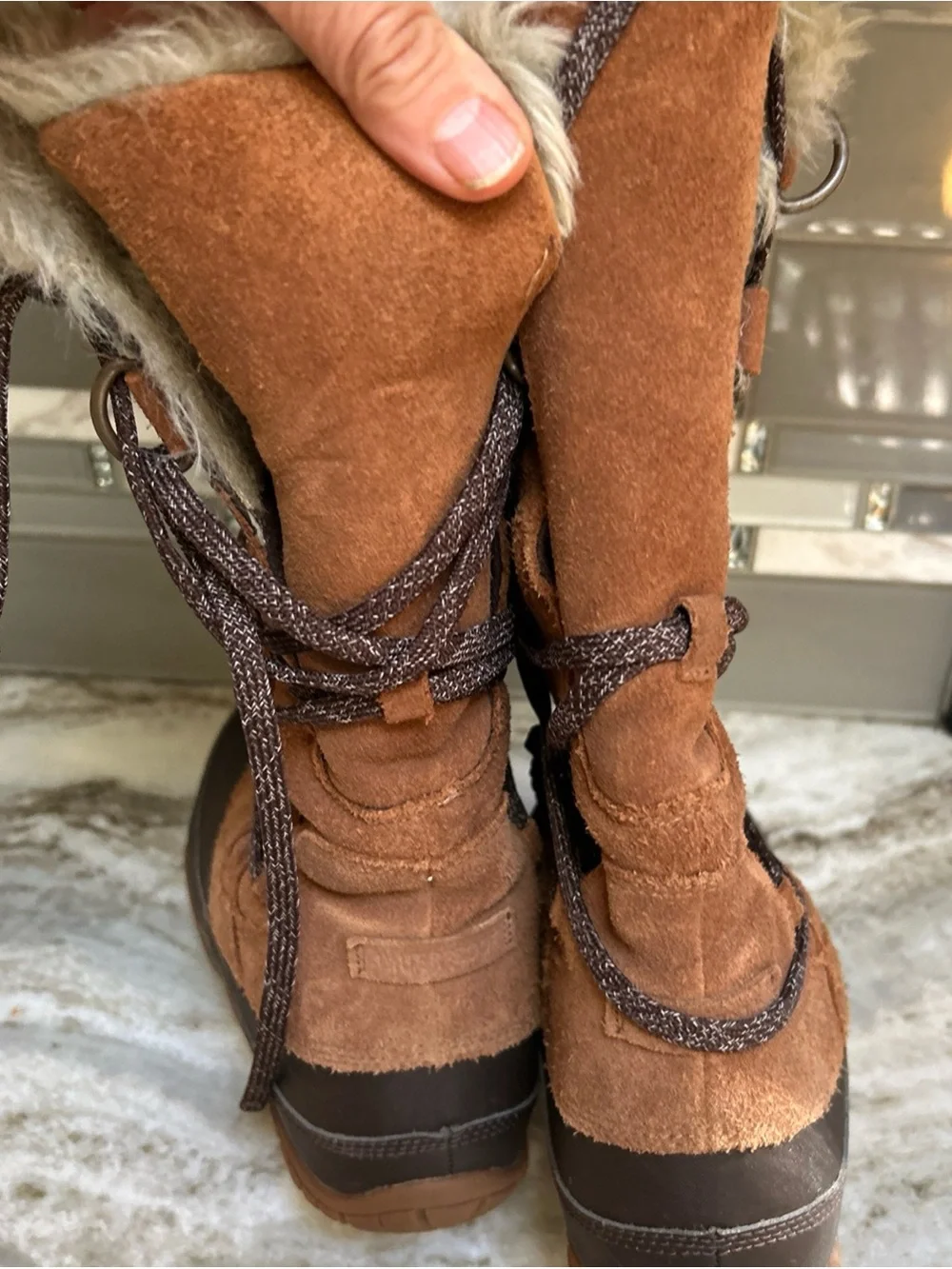 THE NORTH FACE Primaloft 200 Gram Insulation Womens Winter Boots Sz 9 Suede/FUR